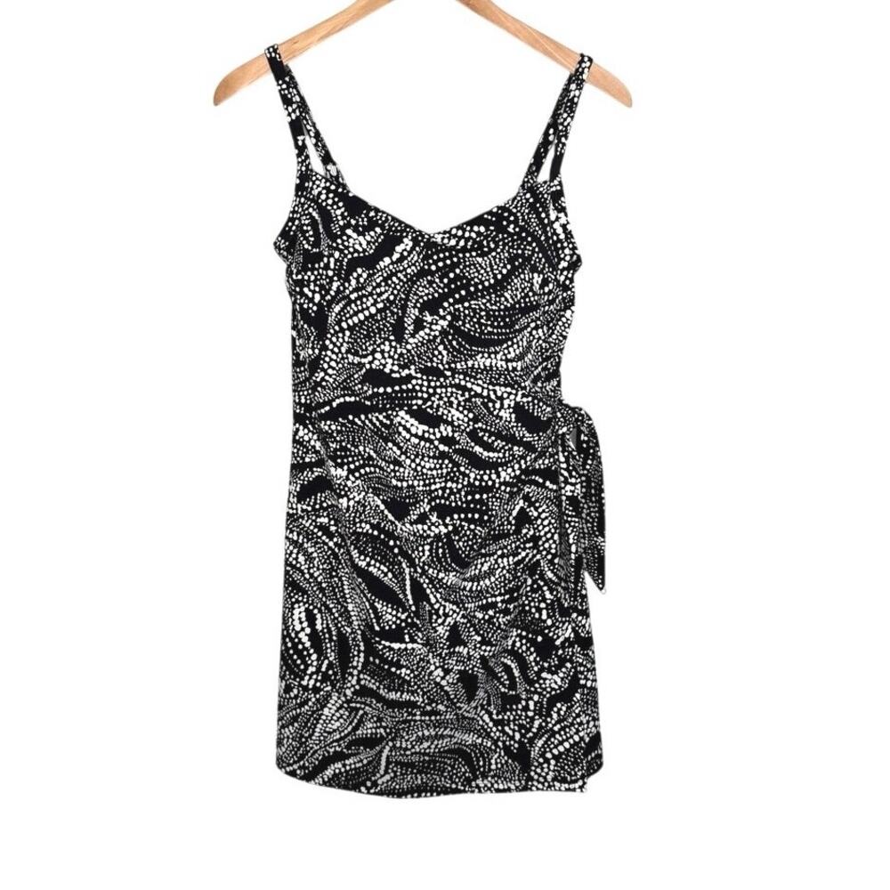 Lands End black and white swim dress size small